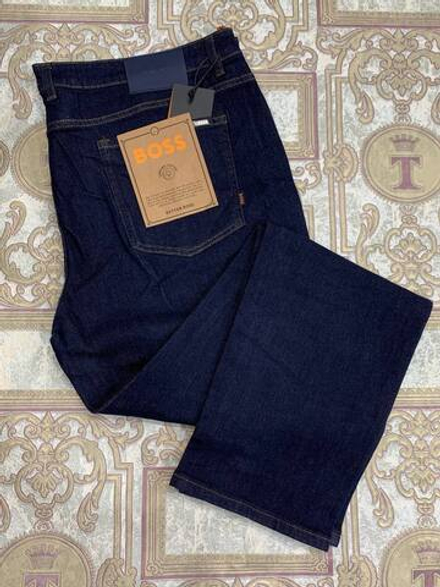 Джинсы Boss