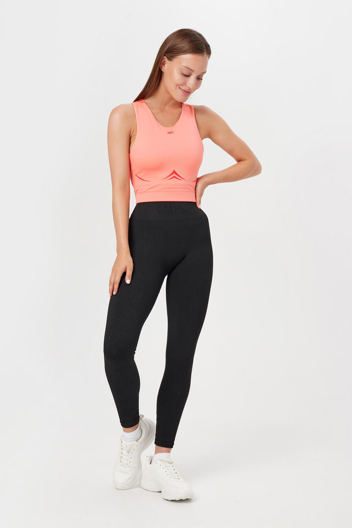 Топ с контрастным принтом