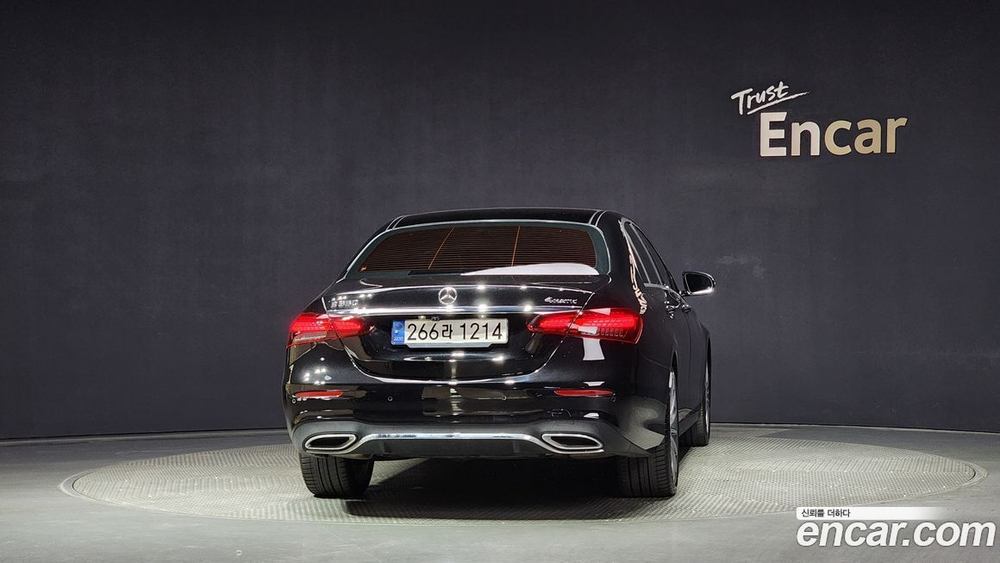 Mercedes-Benz E-Class W213 E350 4MATIC AMG Line (04.2022)