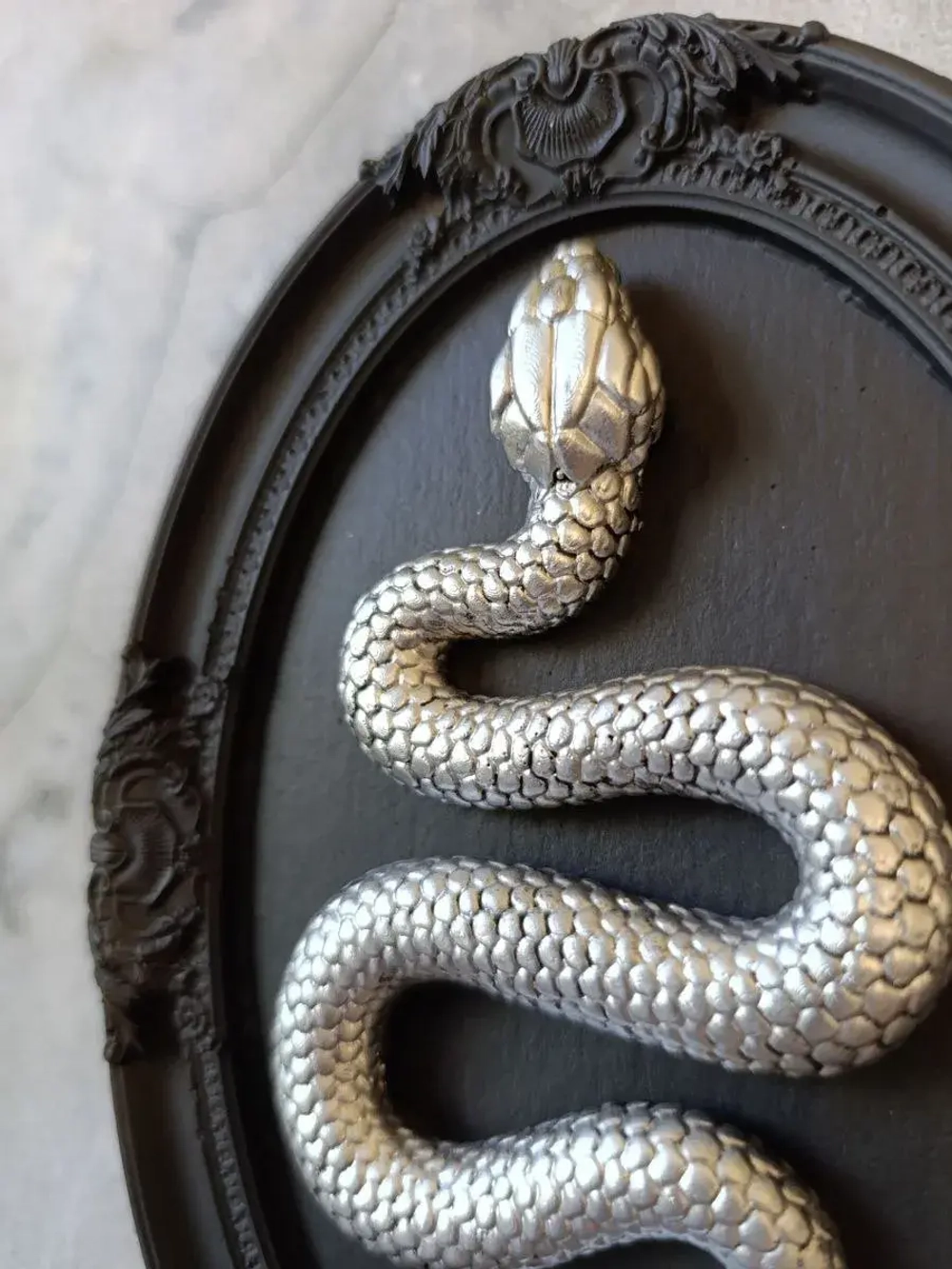 Барельеф на стену из гипса Змея