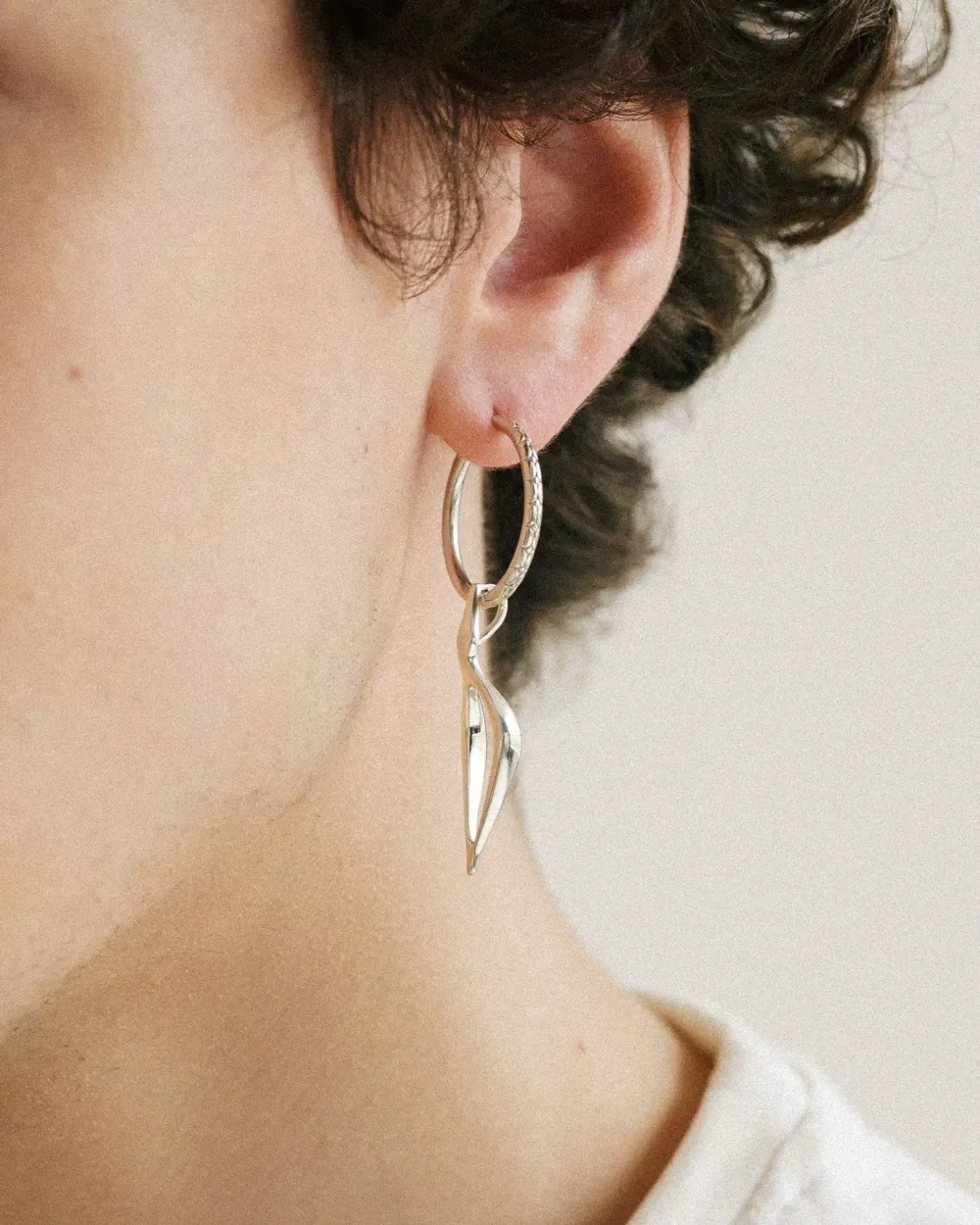 Моносерьга-кликер Kammi с подвеской Ukko