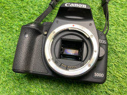 Canon 500D kit 18-55mm 3.5-5.6 IS 40 кадров