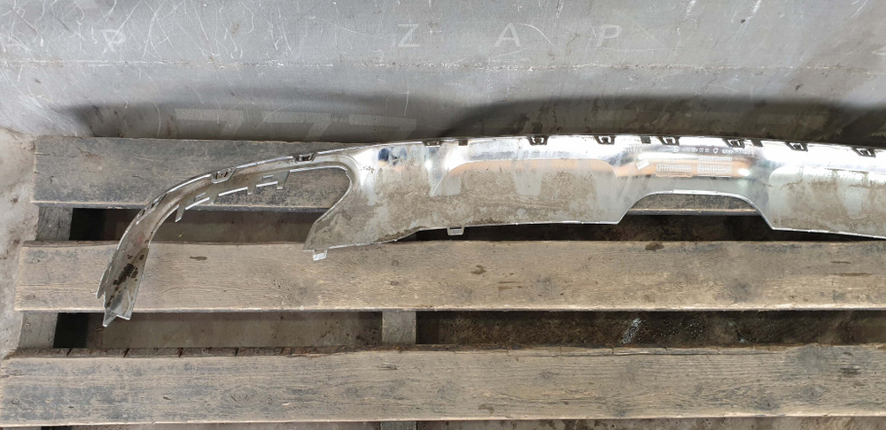 Накладка заднего бампера Mercedes GLE (C292)  Б/У Оригинал A2928840090