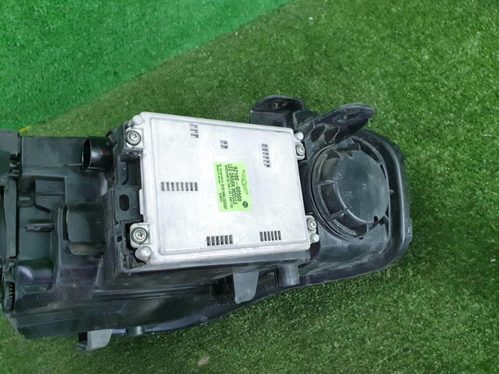 Фара левая Genesis G70 (2020-н.в.) LED