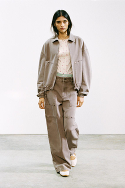 ZARA ФУТБОЛКА С ПЕРФОРАЦИЕЙ И ЦВЕТАМИ, ЭКРЮ