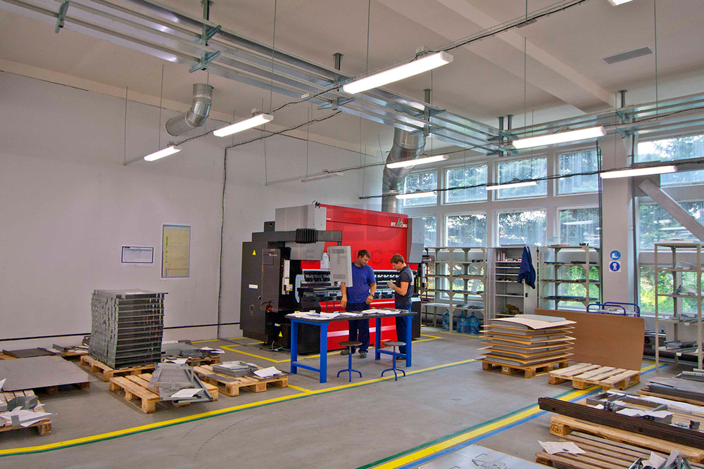 Светильник КЛАССИКА 53Вт 5900лм 3000К IP20 КСС Д 1112х138х63мм LED Effect