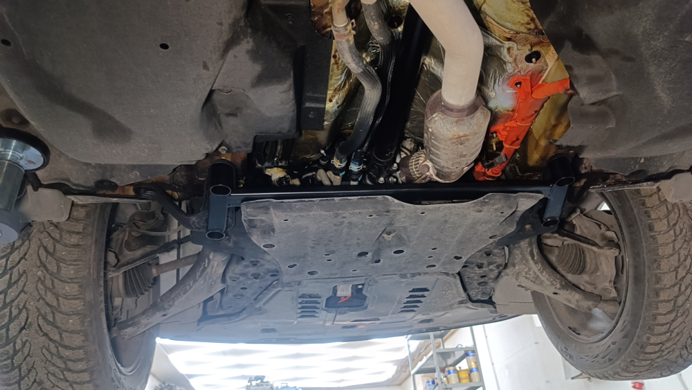 Усилитель переднего подрамника Kia Sorento 4 (MQ) (ПОД ЗАКАЗ)