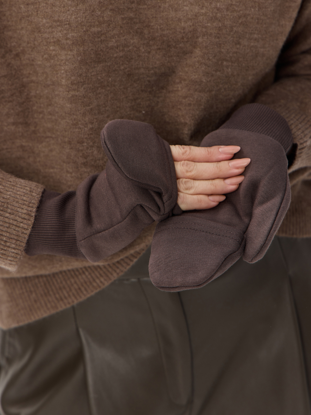 Комплект с начесом: снуд, варежки, шапка