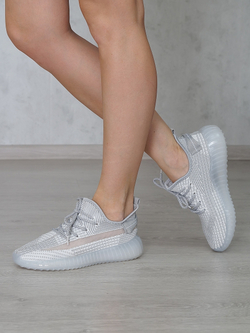 Кроссовки женские летние