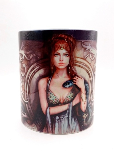 Кружка подарочная Женщина и змея