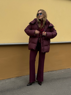 Пуховик Рокет миди свекольный