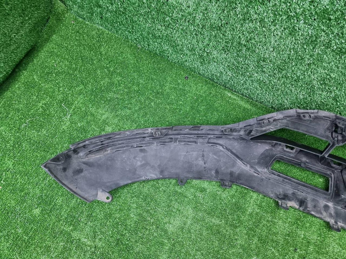 Юбка переднего бампера Mercedes GLC X253 19-22 AMG