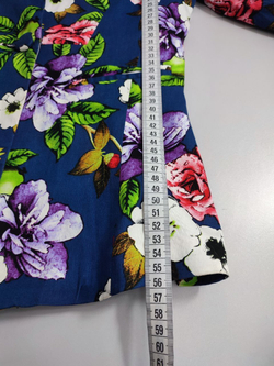 Жакет с цветами 44/46 размер