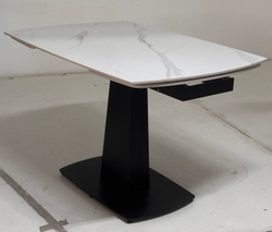 Стол BALDE 120 MATT WHITE MARBLE SOLID CERAMIC / BLACK, ®DISAUR
