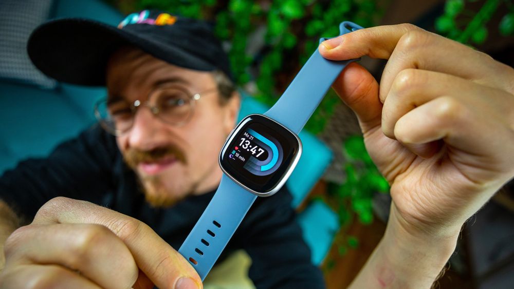 Fitbit Versa 4 (2022)