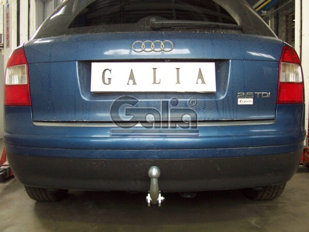Фаркоп оцинкованный Galia A036A для Audi A4 2000-2007, VW Passat 1996-2005(паспорт и сертификат в комплекте)(без электрики)