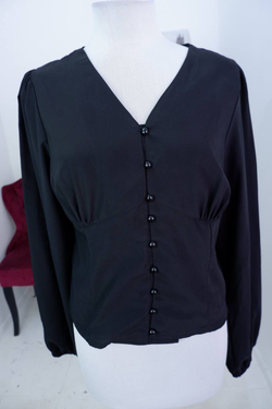 Блузка SHEIN стильная и сдержанная, маркировка XL, на 50 размер