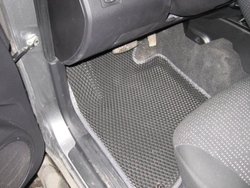 Автоковрики для Mitsubishi L200, 4-е поколение (2006-2015)