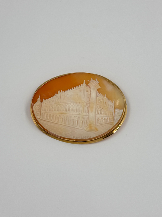 Брошь Камея на раковине «Дворец Дожей»