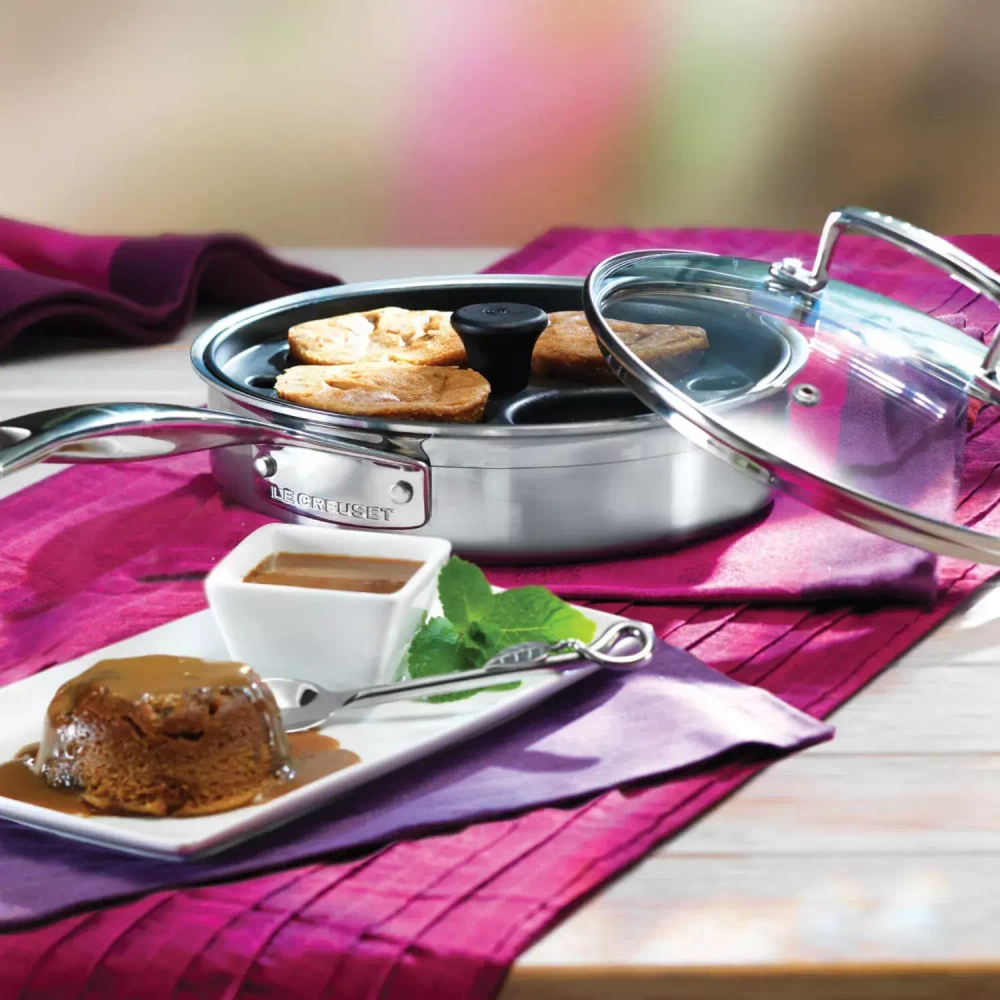 Le Creuset - Сотейник 20см для яиц. / артикул   96204-22000  / GTIN 630870069915