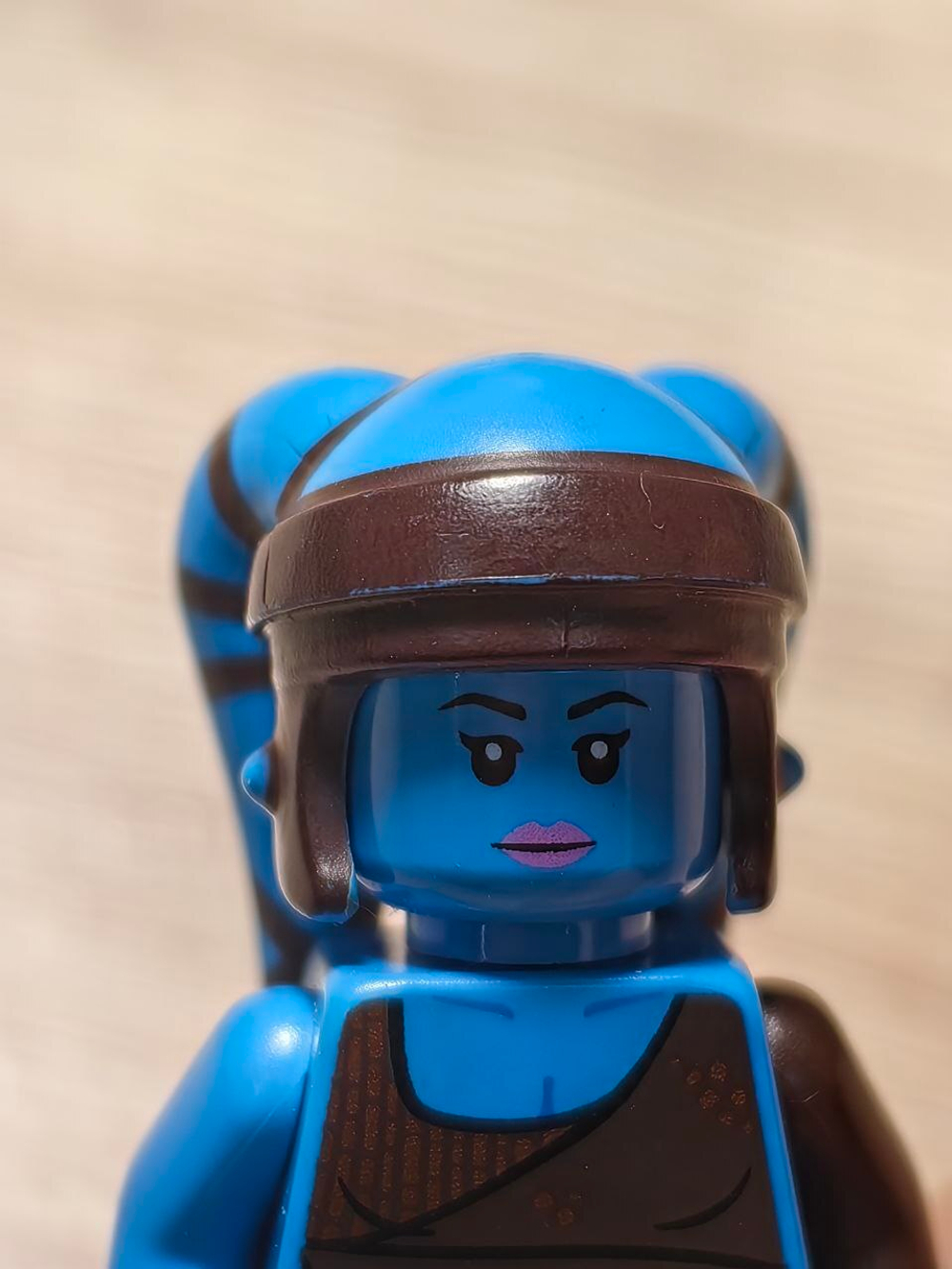 USED Эйла Секура sw0833