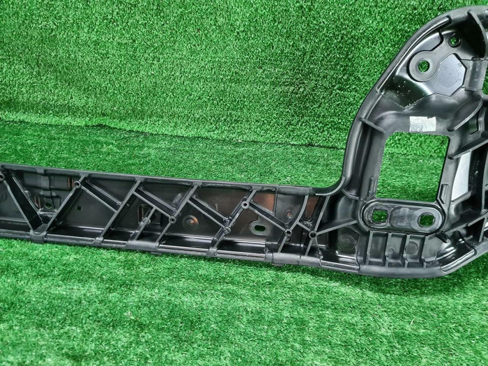 Телевизор Jaguar I-PACE (2018-н.в.)