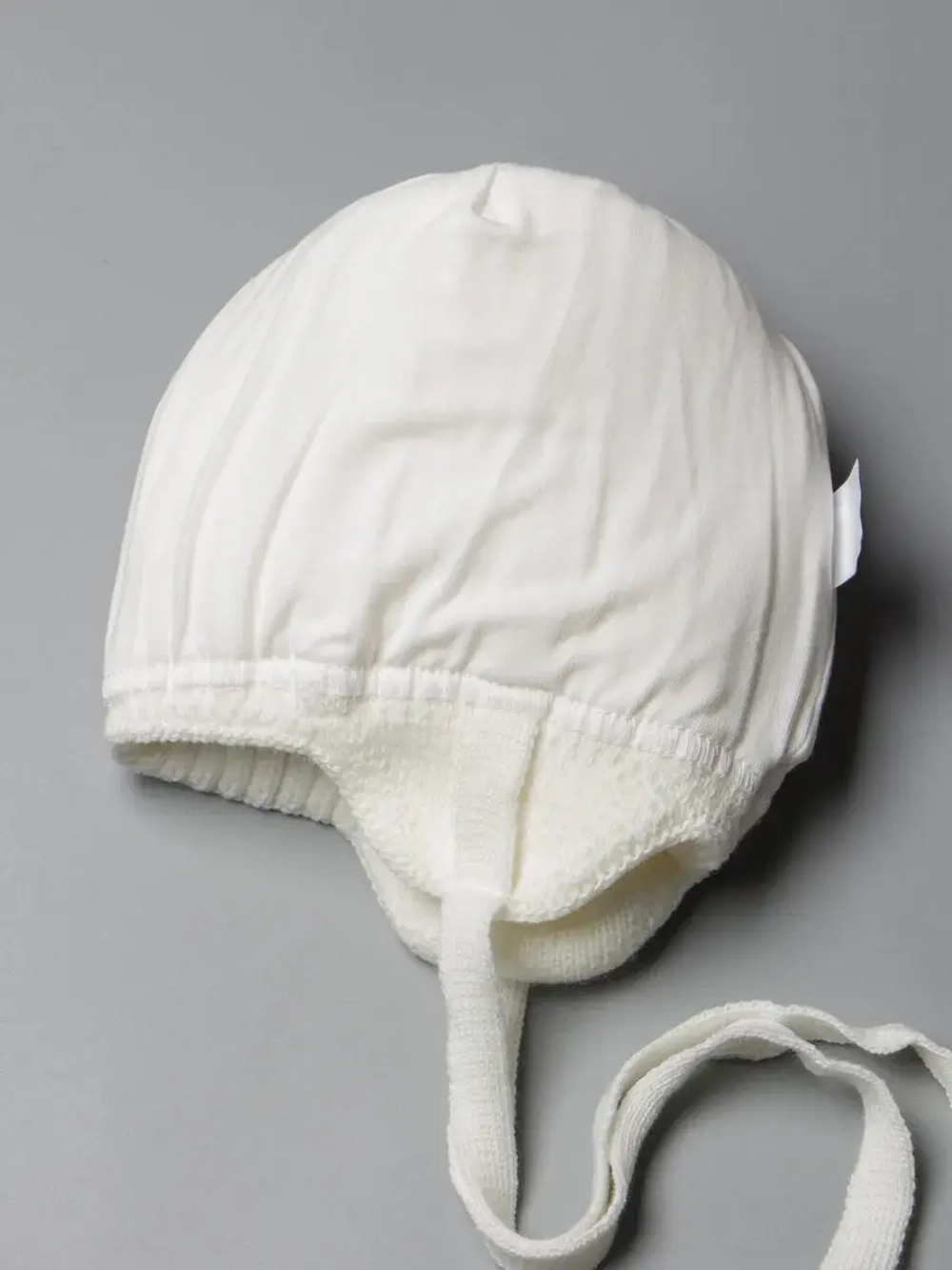 Шапка для девочки на осень