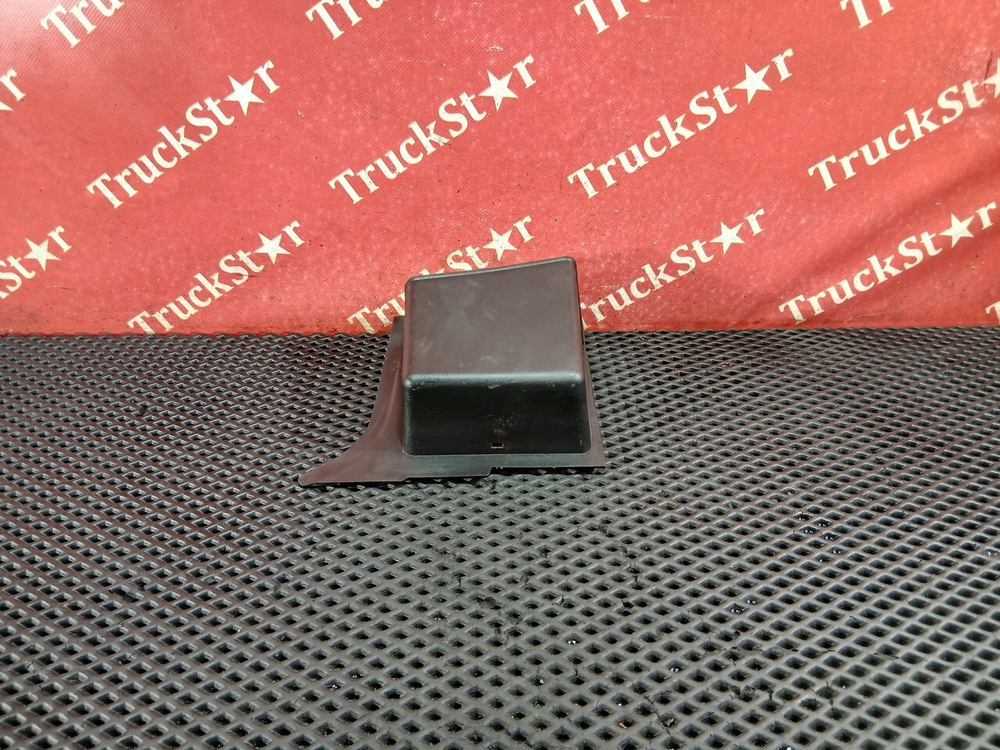 Ящик вещевой правый 2023г.