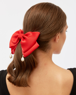 Бант "Балерина" из натурального красного шёлка с декором из жемчуга