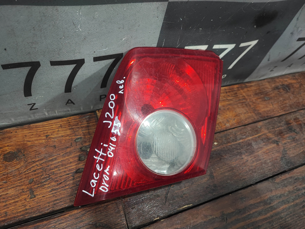 Фонарь задний левый Chevrolet Lacetti 04-13 Б/У Оригинал 96551216
