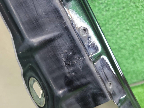 Крыло переднее правое Mercedes E W213 (2016-2023)