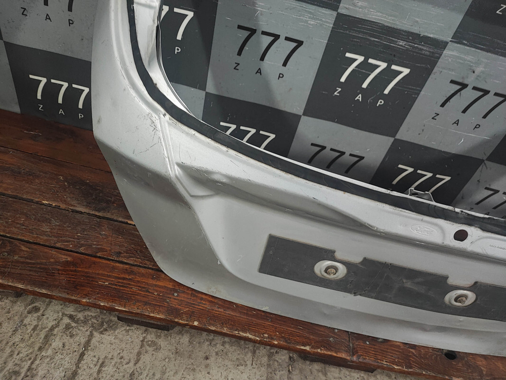 Крышка багажника Ford Fiesta 6 08-19 Б/У Оригинал 1763986