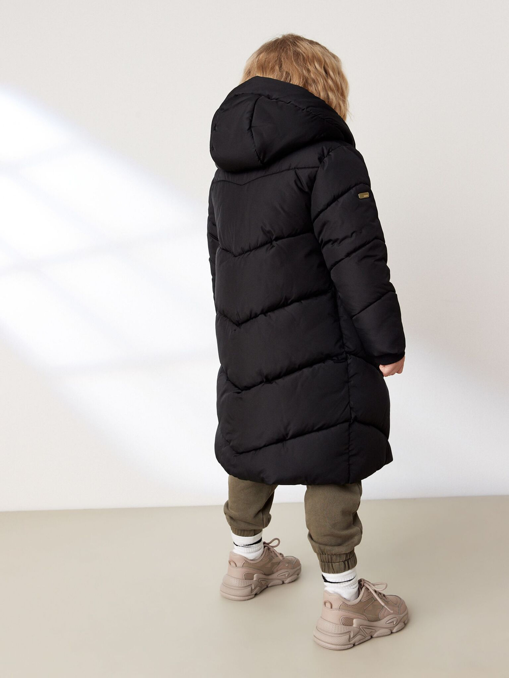 Куртка утепленная с капюшоном для девочки Next D38-574, Черный