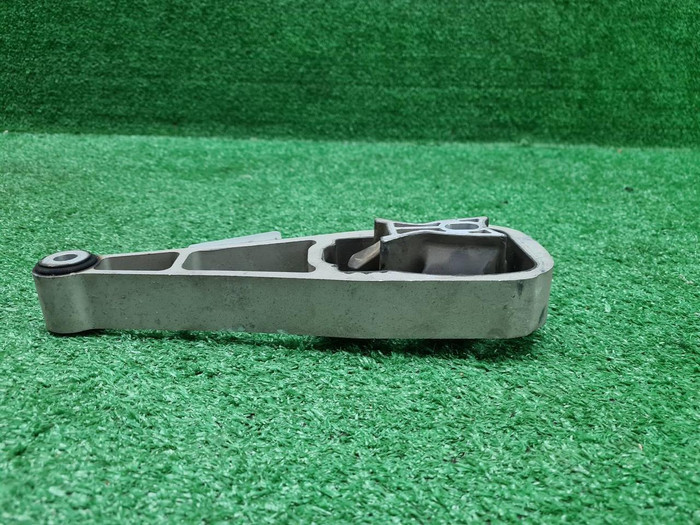 Подушка ДВС Land-Rover Discovery Sport (2019-н.в.)