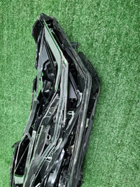Битая Фара правая Audi A8 4 D5 (2017-2022) Laser