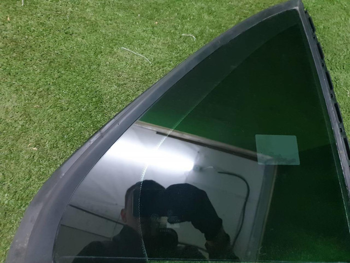 Форточка двери задняя правая Mercedes GLE V167 (2018-н.в.)