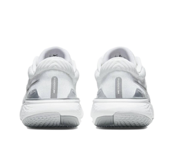 Женские кроссовки Nike ZoomX Invincible Run Flyknit 2 'White Metallic Silver' DC9993-101