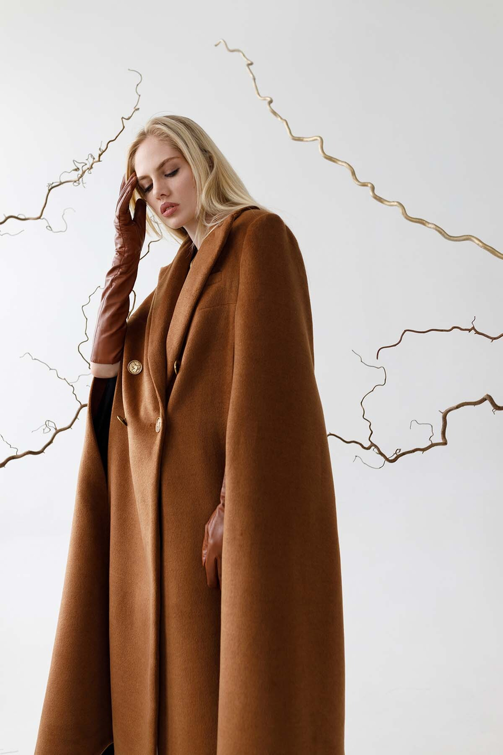 Пальто кейп в оттенке карамель из итальянской шерсти