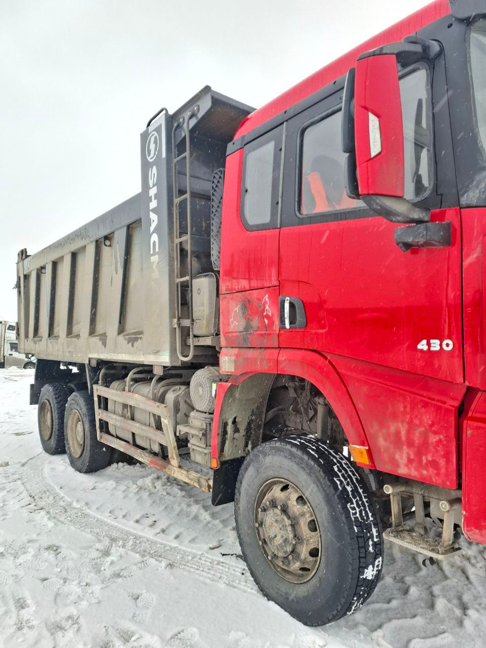 Shacman (Shaanxi) SX* 6x6 Самосвал SX32586V385 (Дизельный, 11,6 л, 423 л.с., МТ)