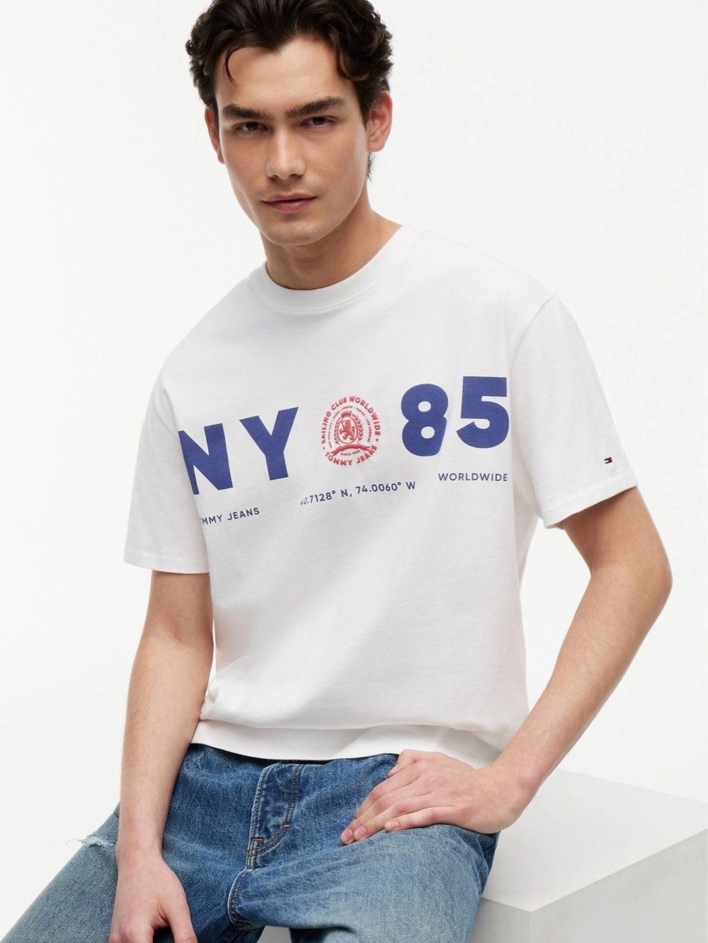 Футболка Tommy Jeans Relaxed Fit NY 85 Ecru