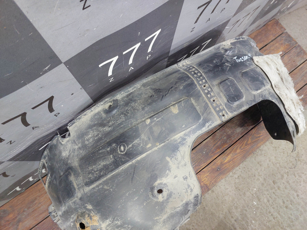 Подкрылок передний правый Hyundai Tucson 4 (NX4) 20-нв Б/У Оригинал 86812N9000