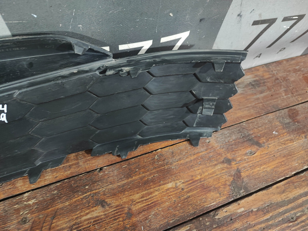 Накладка переднего бампера левая Skoda Kodiaq 22-нв Б/У Оригинал 565807367С