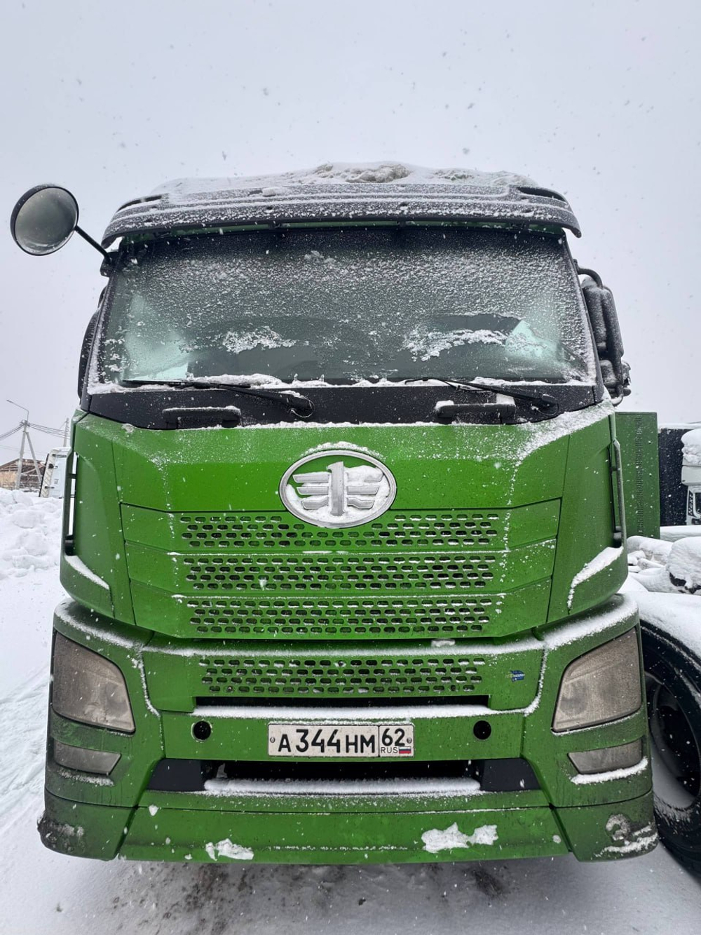 FAW JH6 6x4 Седельный тягач CA4250P25K15T1NE5A80 (Газовый, 12,5 л, 430 л.с., МТ)