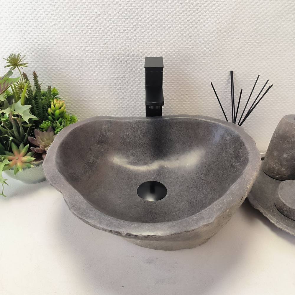 Раковина из речного камня RS63590 (44*41*15) 0122