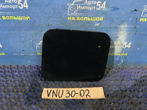 Лючок бензобака NISSAN PRESAGE 1998