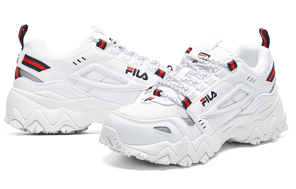 FILA Oakmont mesh synthetic leather fabric shock absorption, non-slip, wear-resistant, breathable, low-cut sports casual shoes women's white, red and black