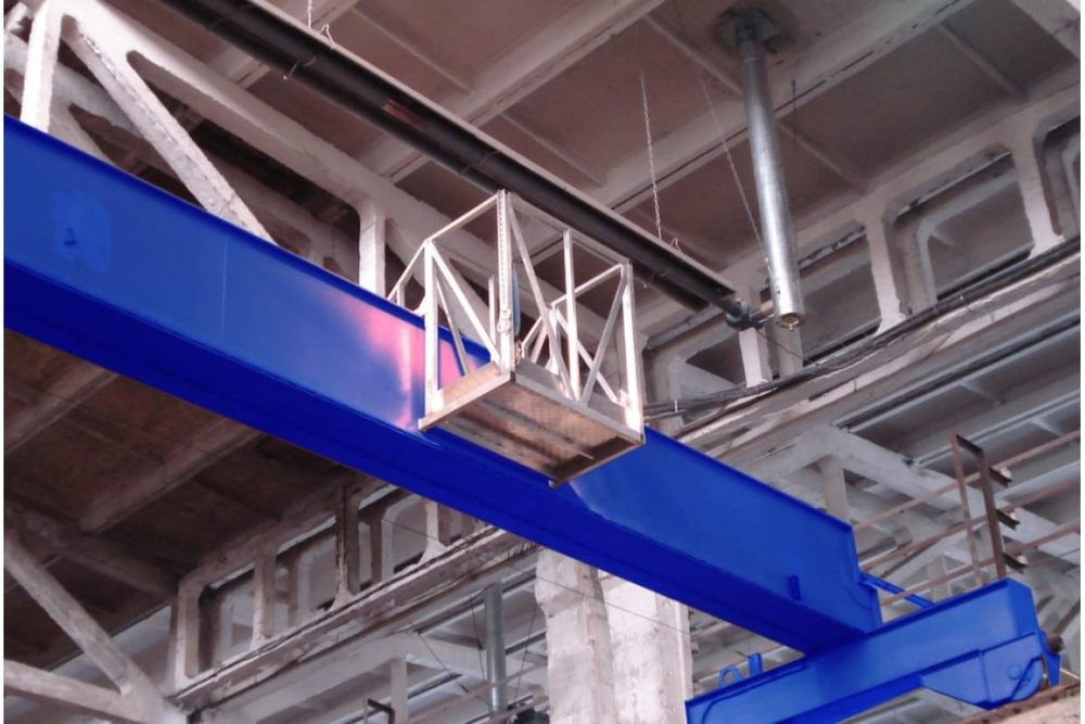 Площадка, навешиваемая на кран-балку с прижимным механизмом MEGAL ПНА-1 (балка 45М)