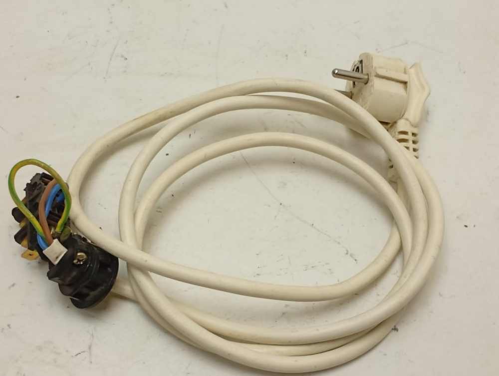 WDN2067WF кт37 Сетевой шнур с колодкой для стиральной машины Indesit б/у