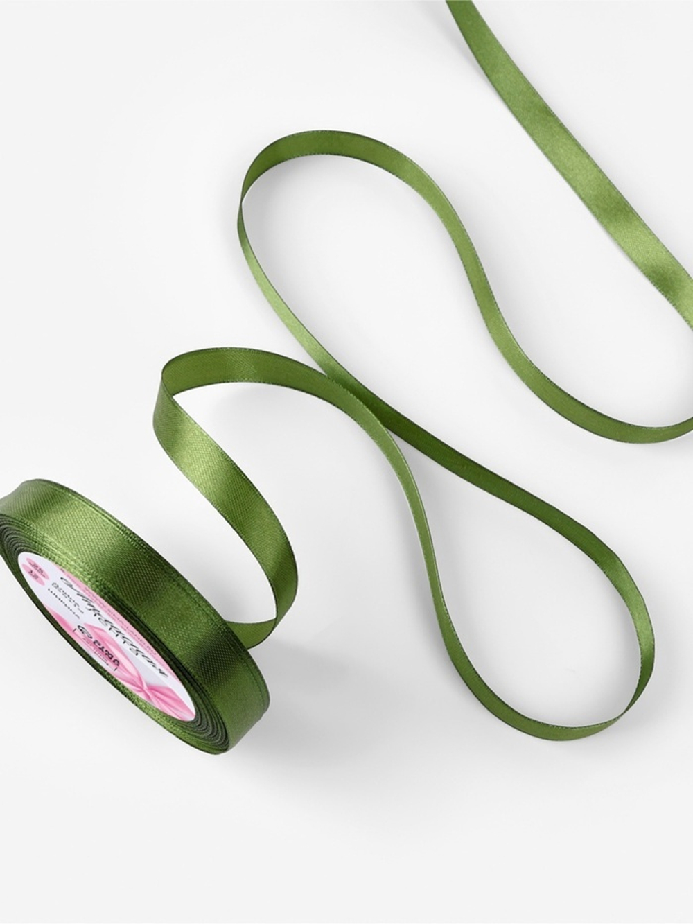 Лента атласная тёмно-зелёная 23м