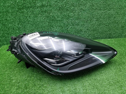 Фара правая Porsche Cayenne 3 (2017-2023) LED